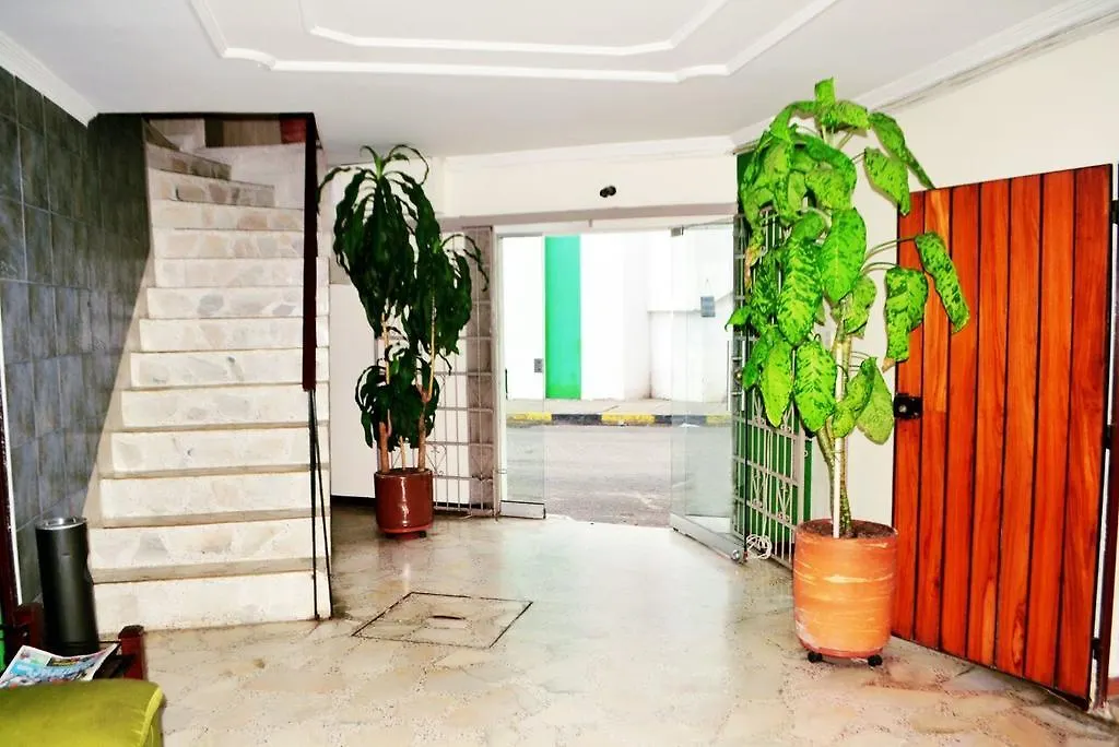 Bugatier Apartahotel Cali 3*,  Colombia