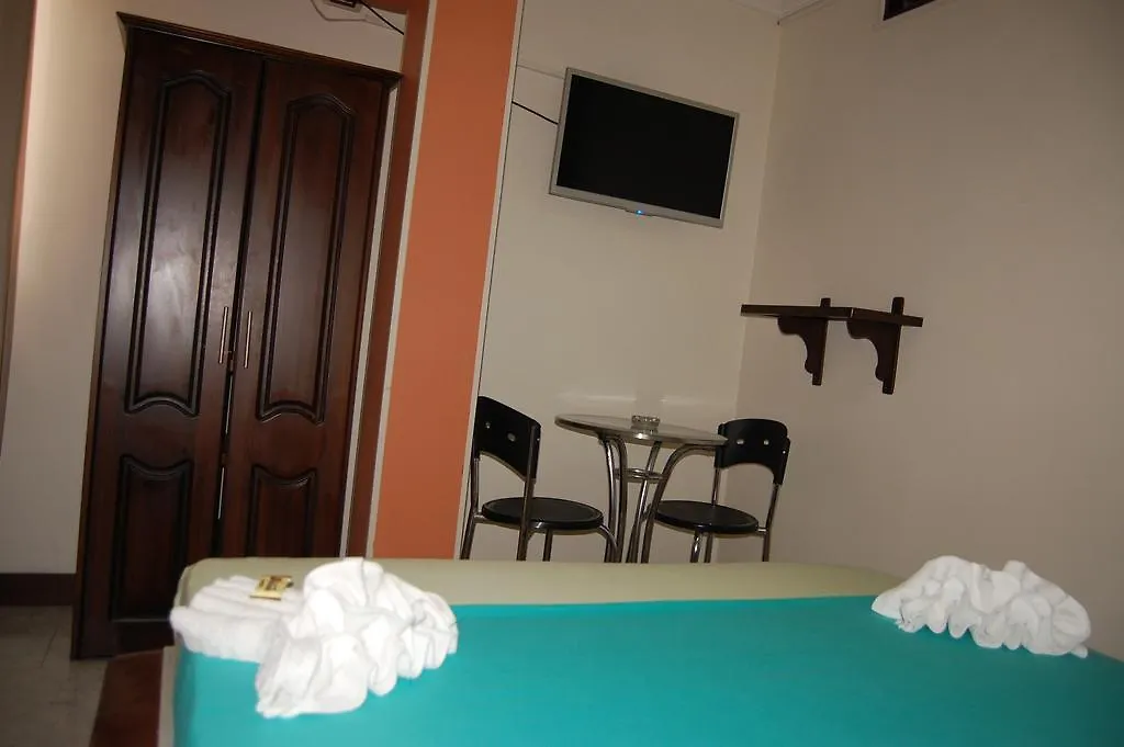 Hotel Bugatier Apartahotel Cali
